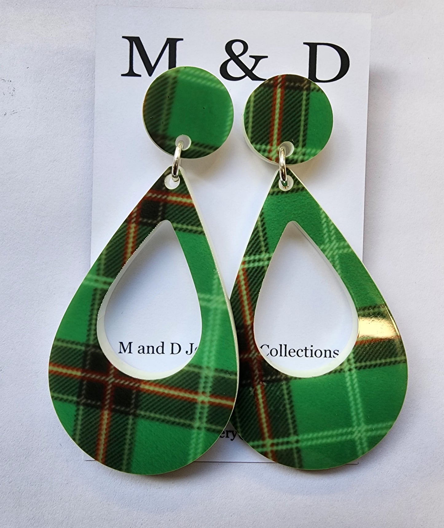 Patterned Tartan Teardrop Stud Dangle Earrings