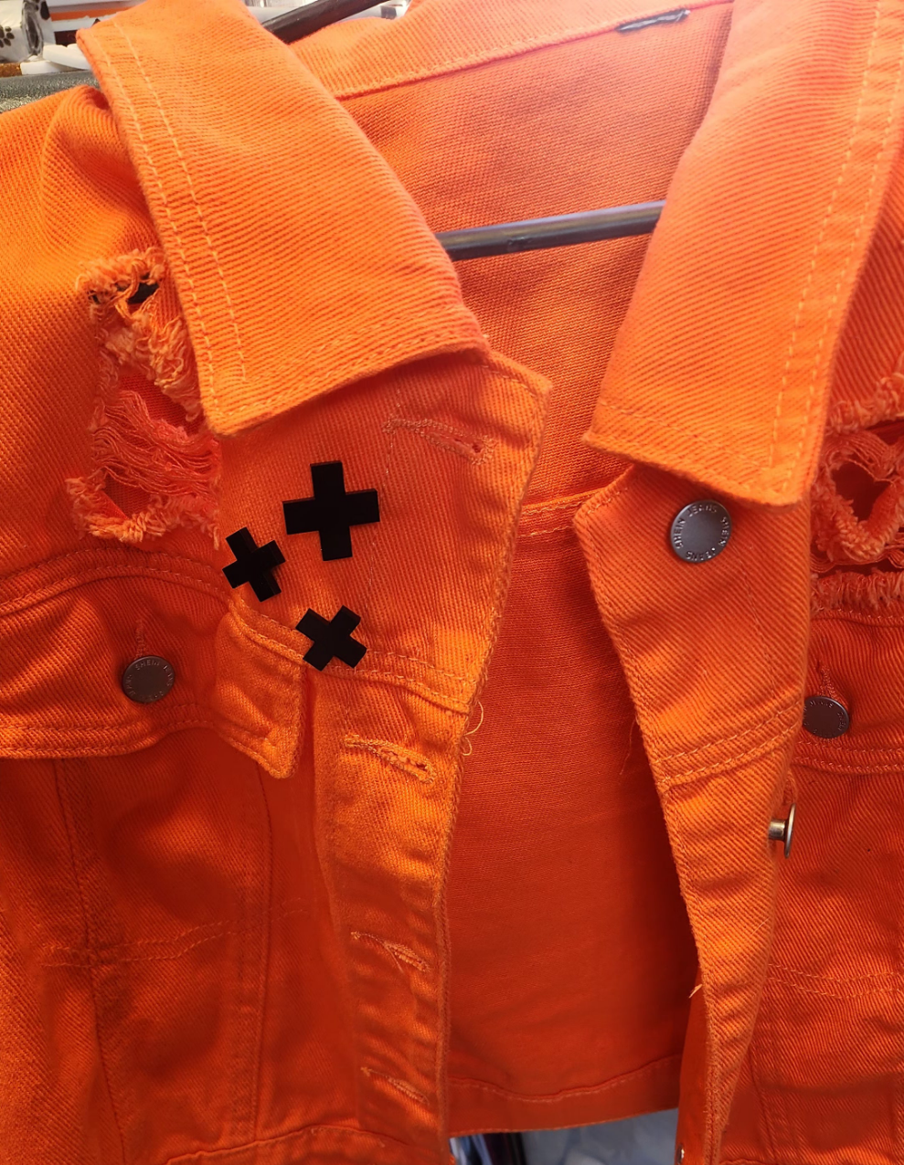 Pin Brooch Plus Set✨️