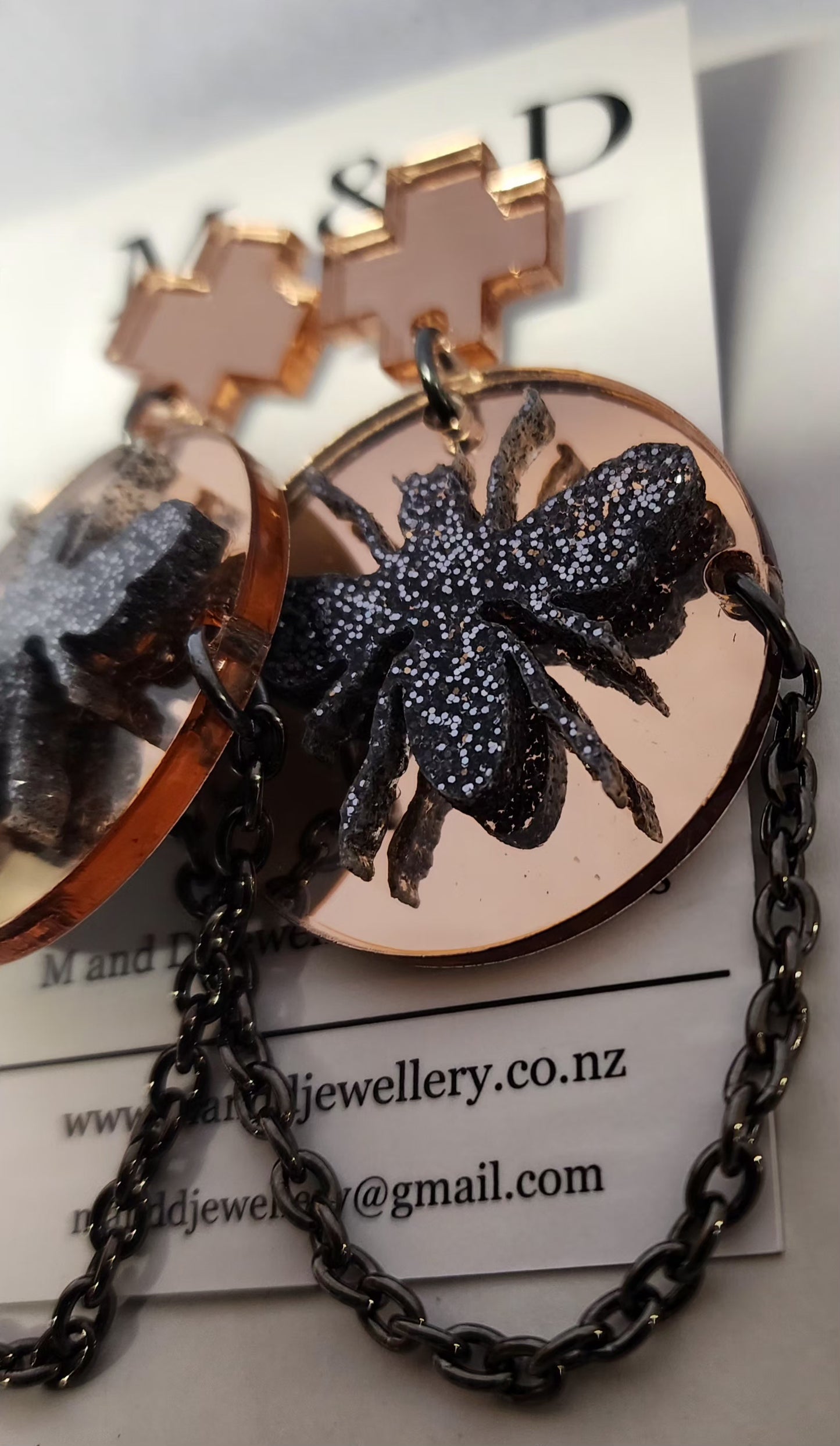 French Bee on Disc Stud Dangles Earrings