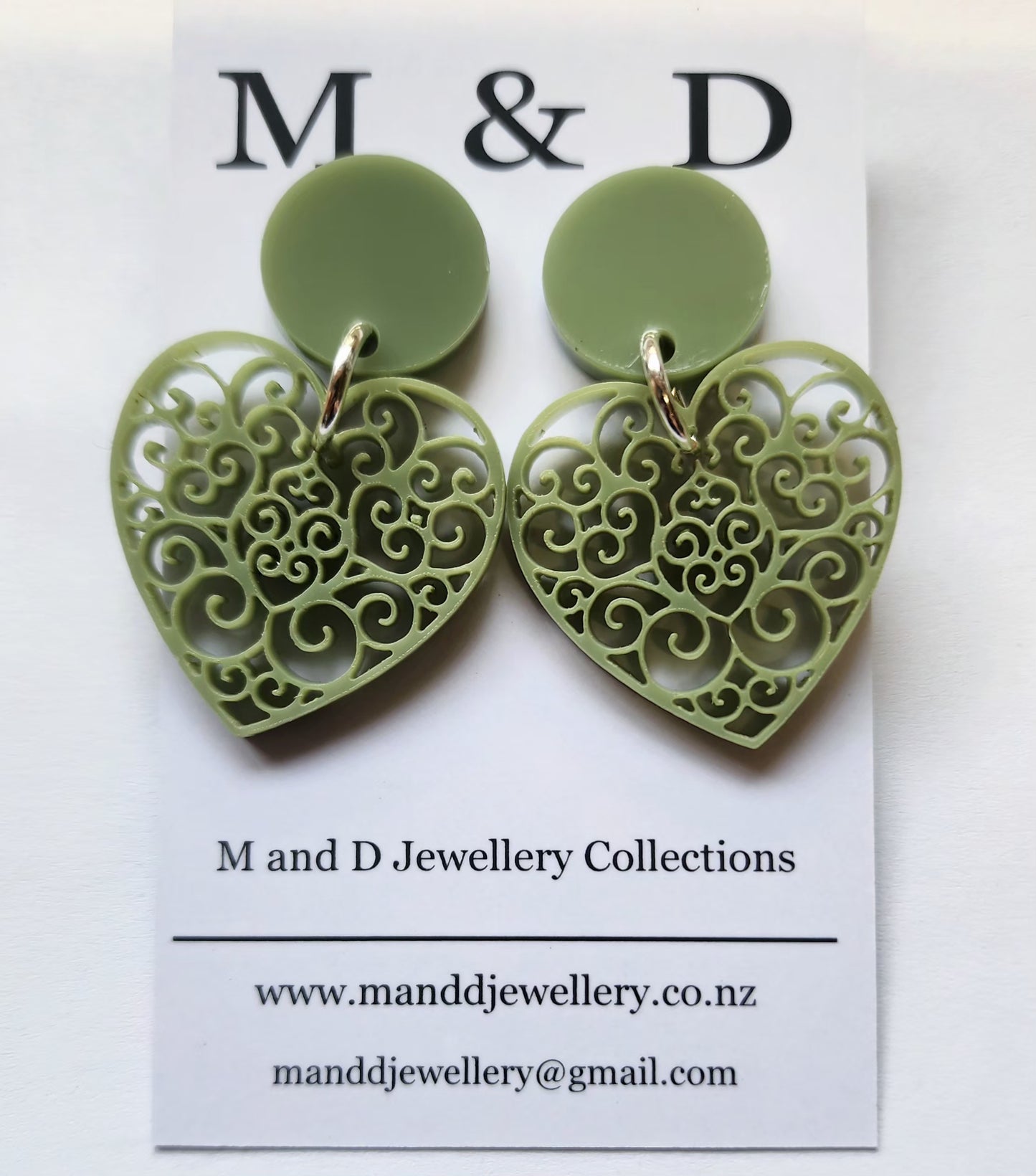 Filigree Heart Little Stud Dangles Earrings