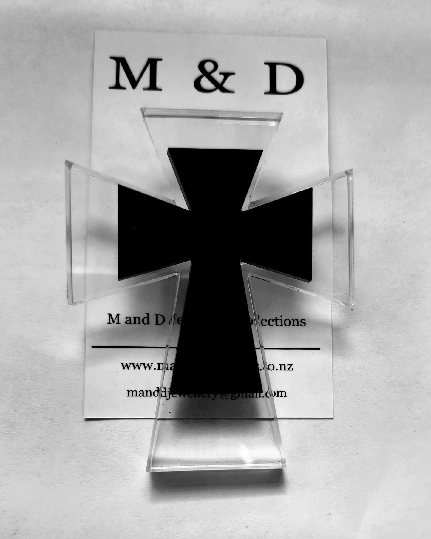 Brooch Angel Cross with Black Layer