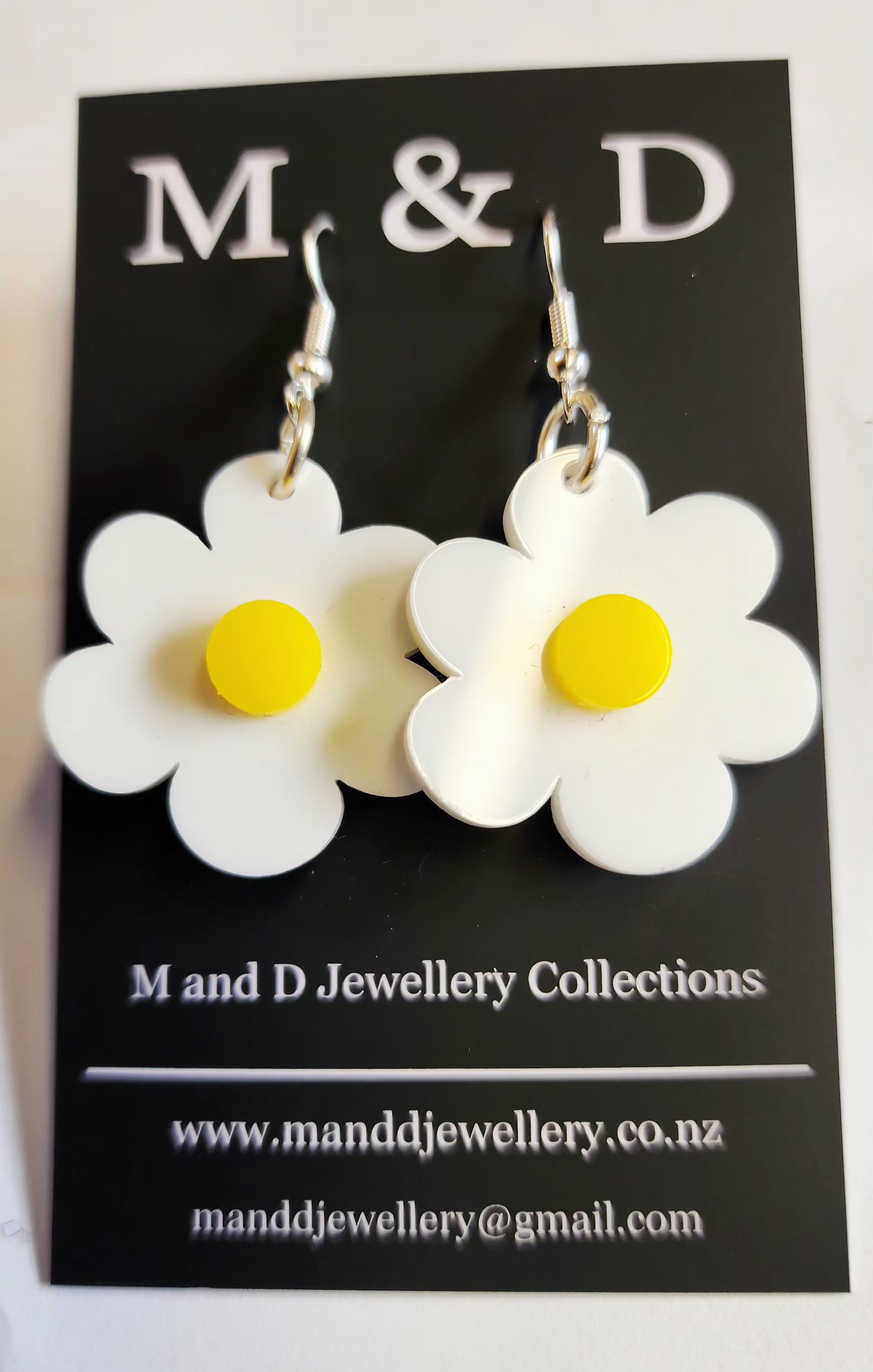 Flora Daffodil little Dangles Earrings