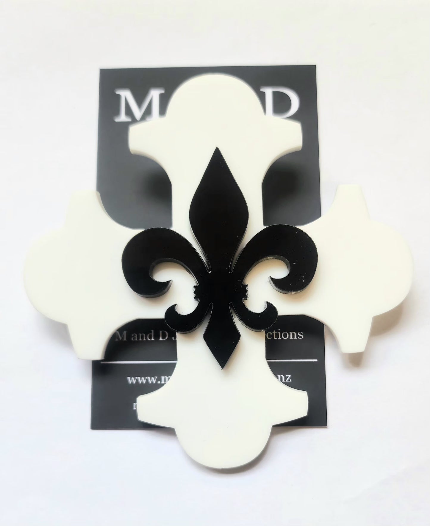 Brooch Large Botonee Cross with Fleur layer.