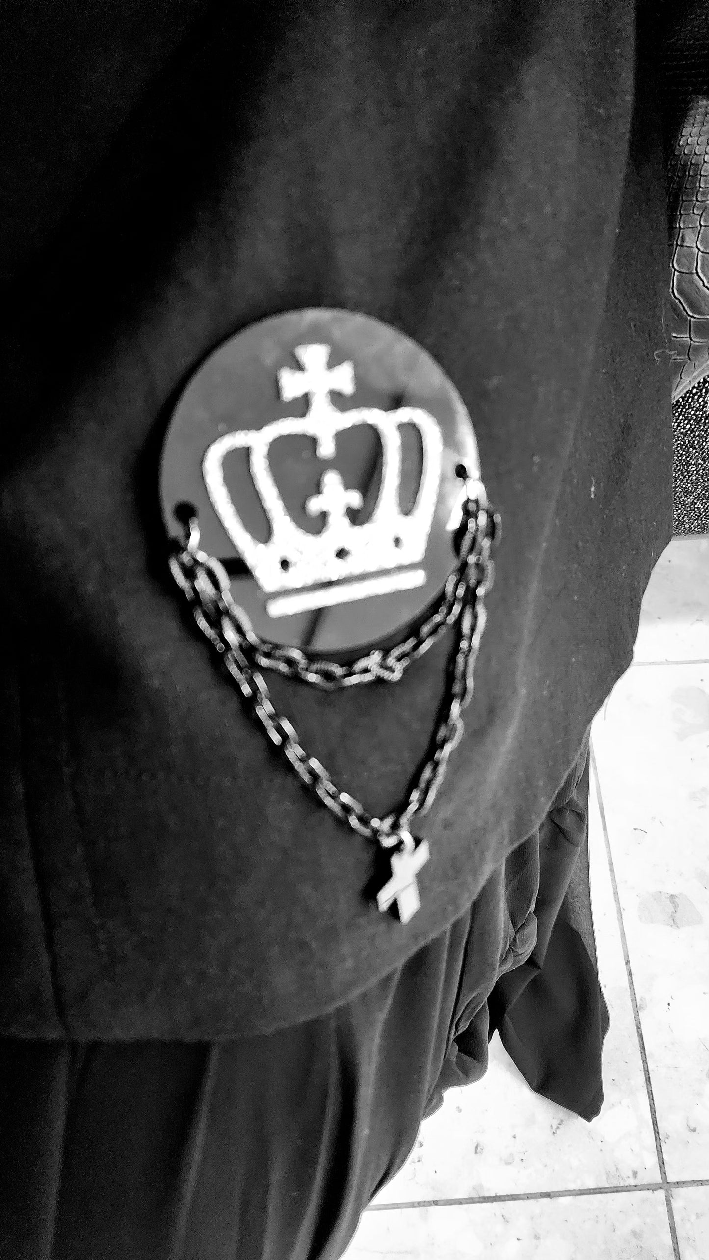Brooch Disc with Crown Layer and chain detail