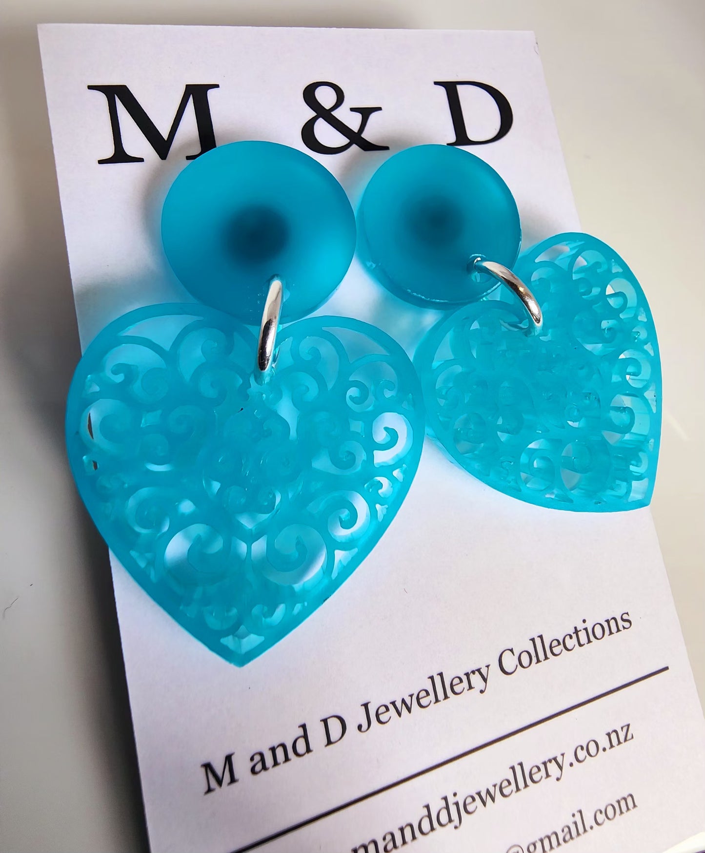 Filigree Heart Little Stud Dangles Earrings
