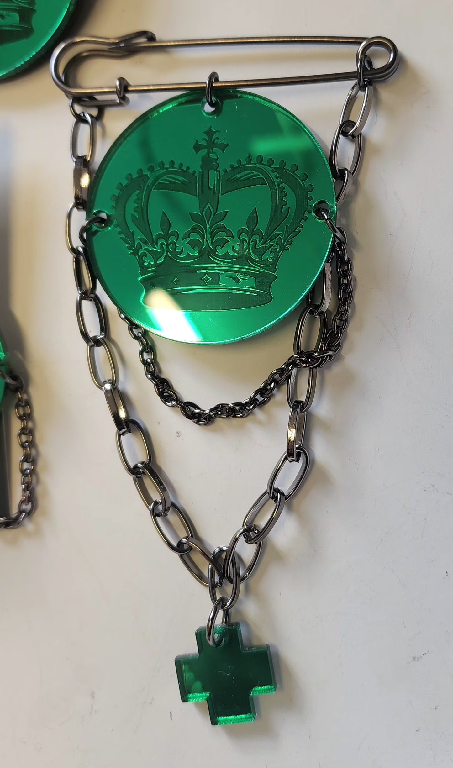 Kilt Pin Crown Engraved Mirror Brooch with chain and charm detail