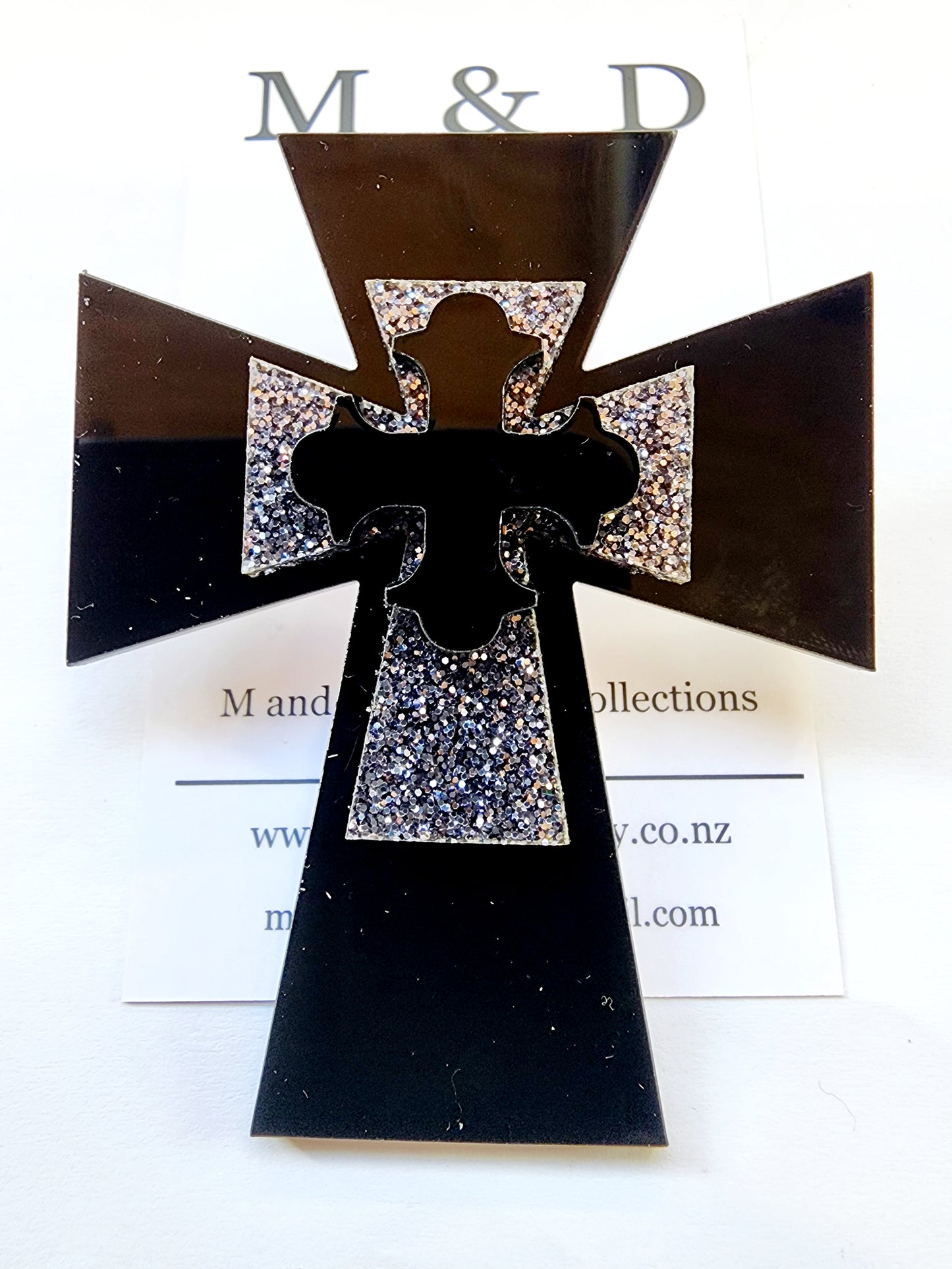 Brooch Angel Cross Style 4