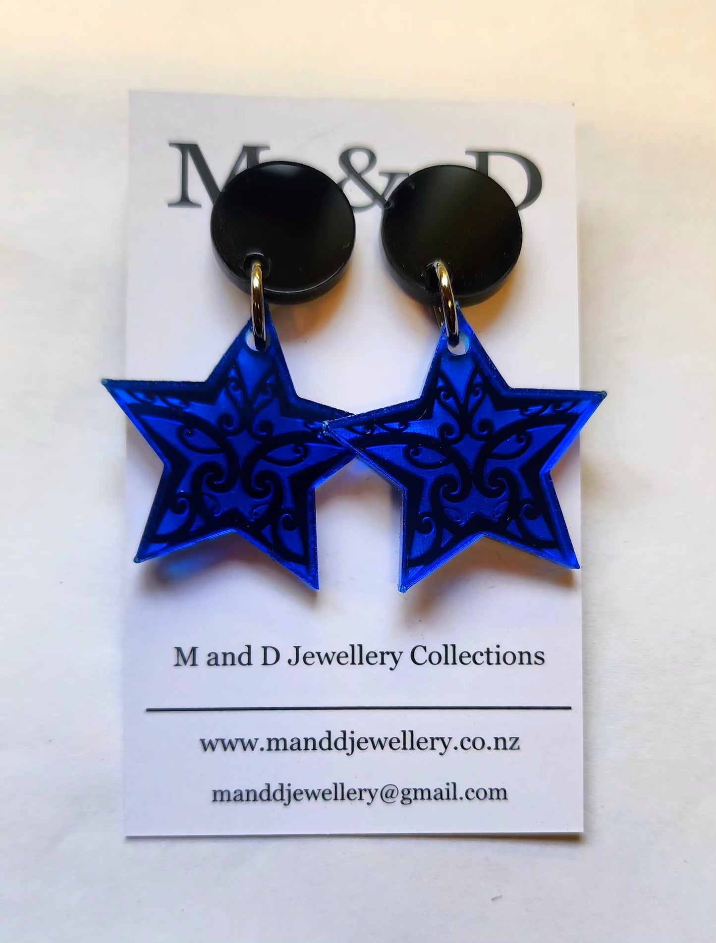 Star Earrings engraved With Maori Design Stud Dangles