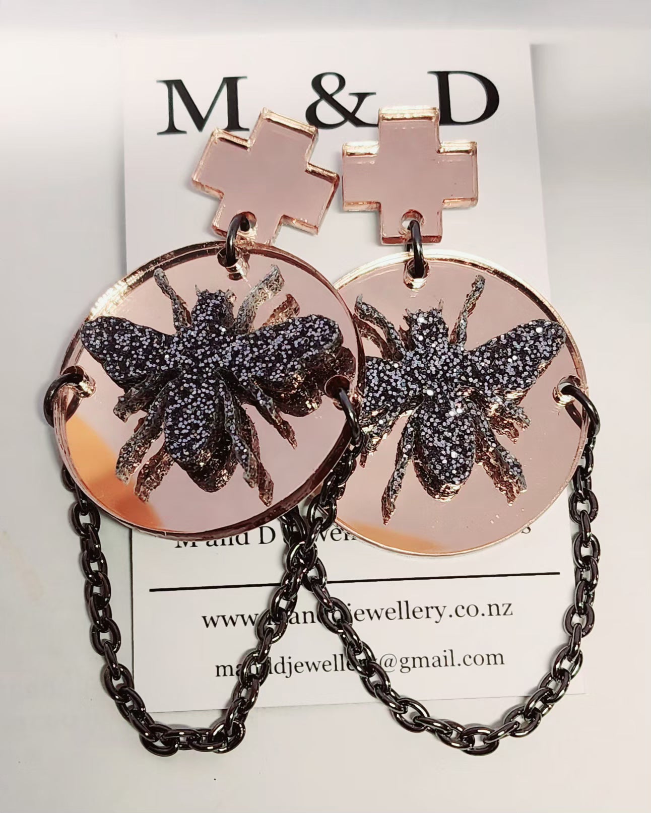 French Bee on Disc Stud Dangles Earrings