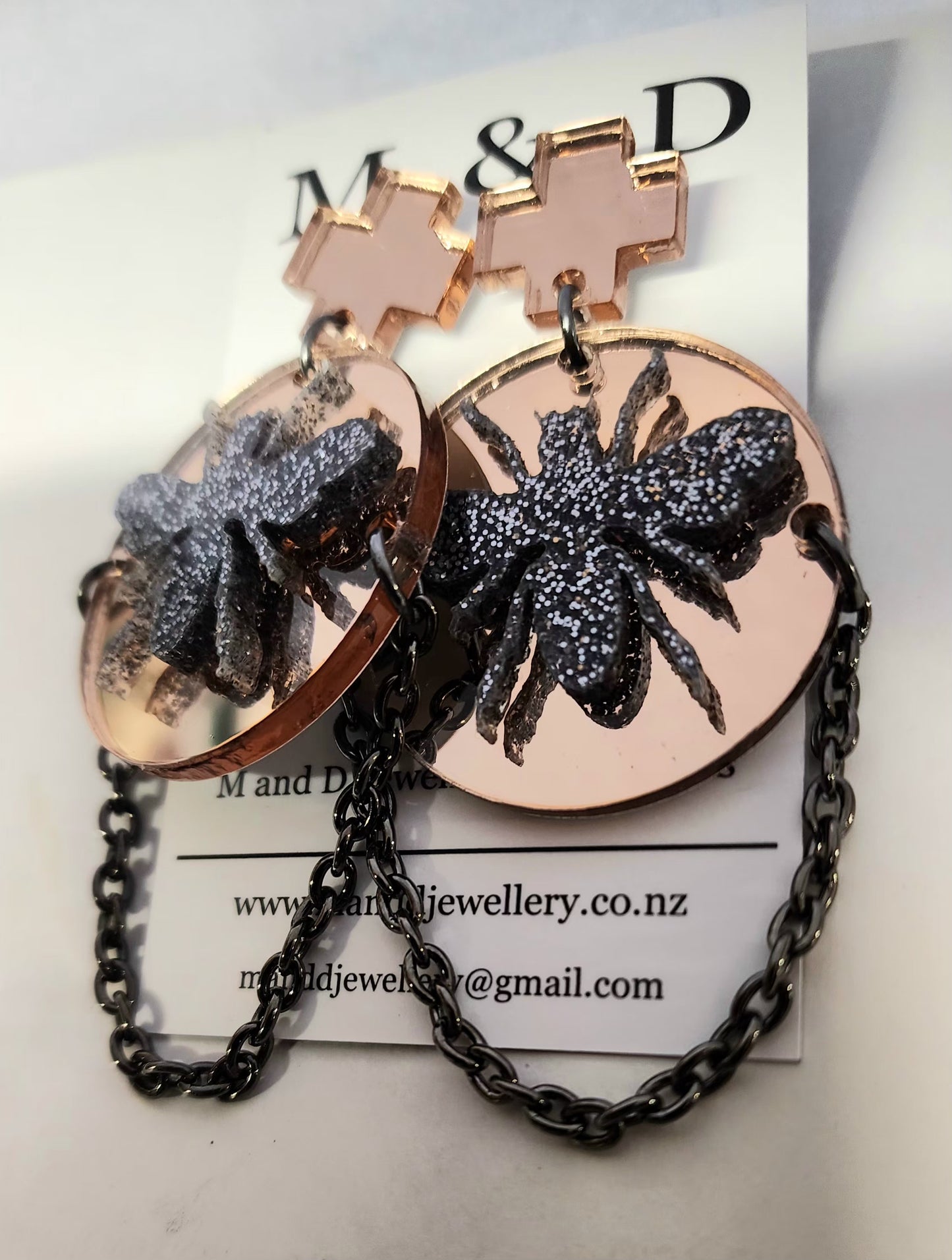French Bee on Disc Stud Dangles Earrings