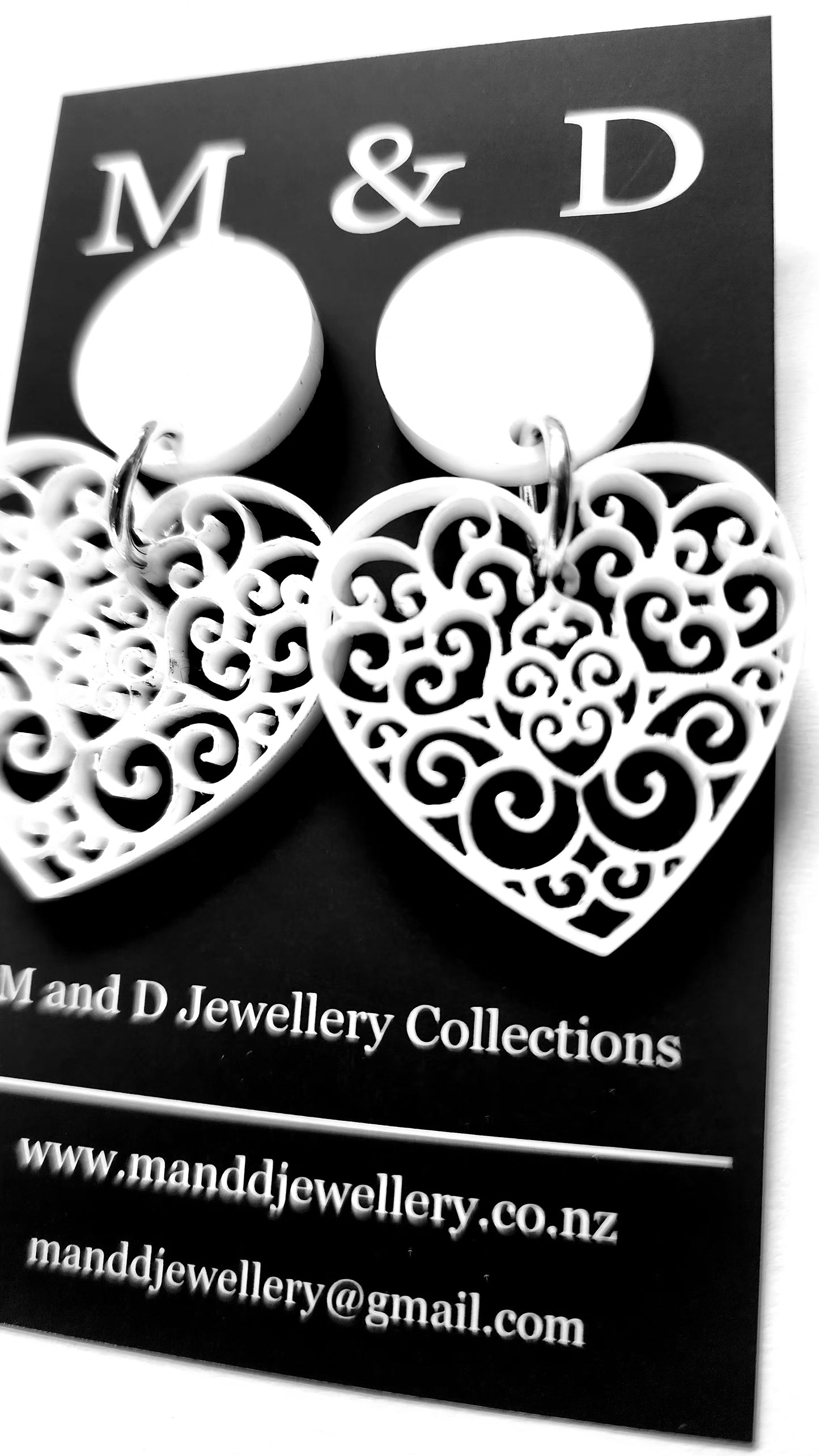 Filigree Heart Little Stud Dangles Earrings
