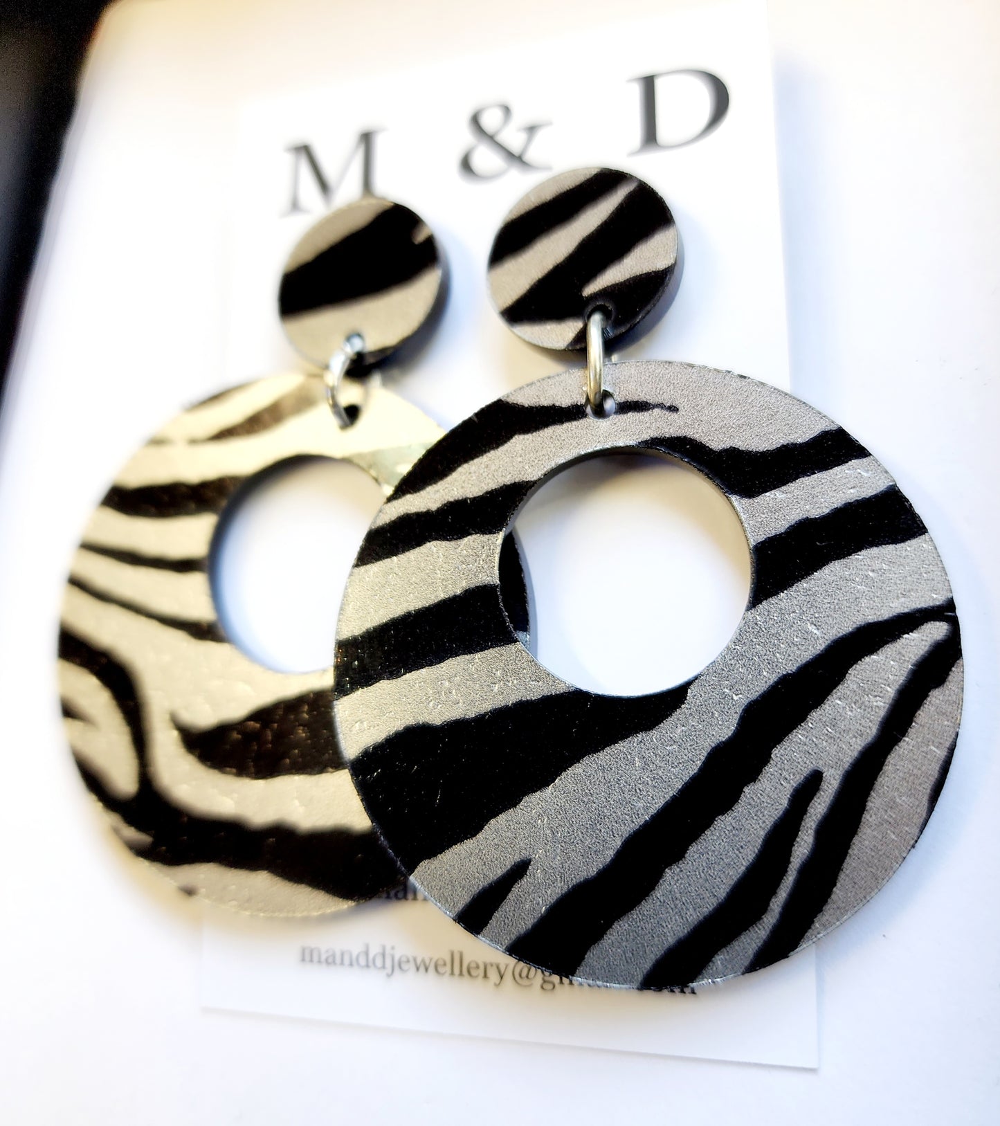 Patterned Leopard Circle Stud Dangle Earrings