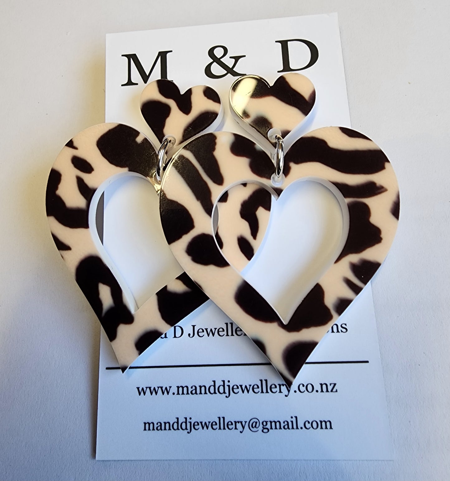 Patterned Animal Heart Stud Dangles Earrings