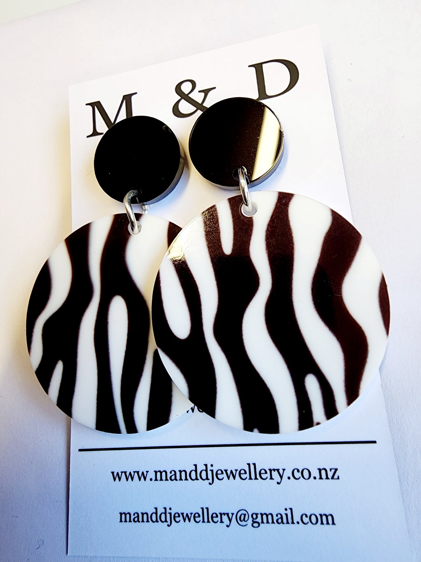 Patterned Animal Disc Stud Dangle Earrings