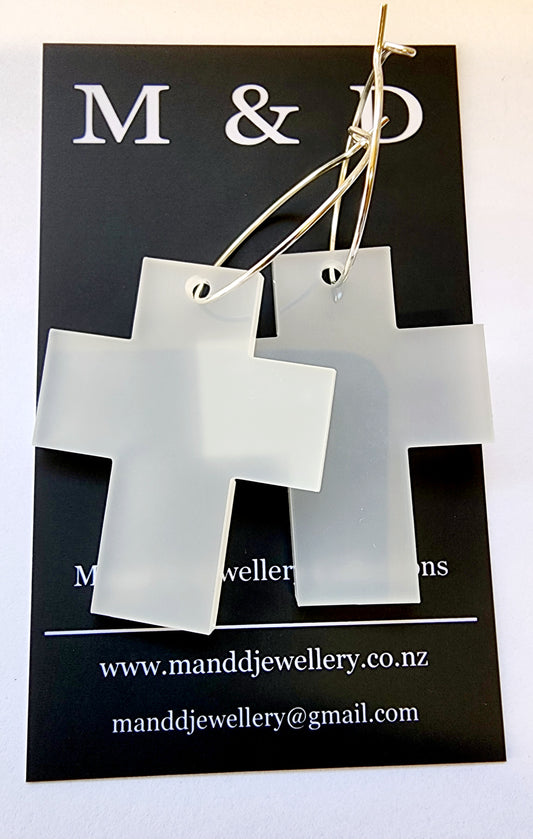 Hooped Short Cross Earrings 3mm thick