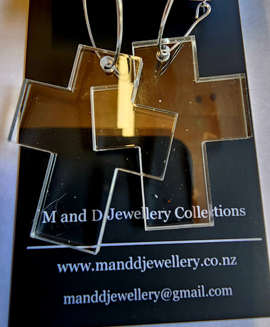 Hooped Short Cross Earrings 3mm thick