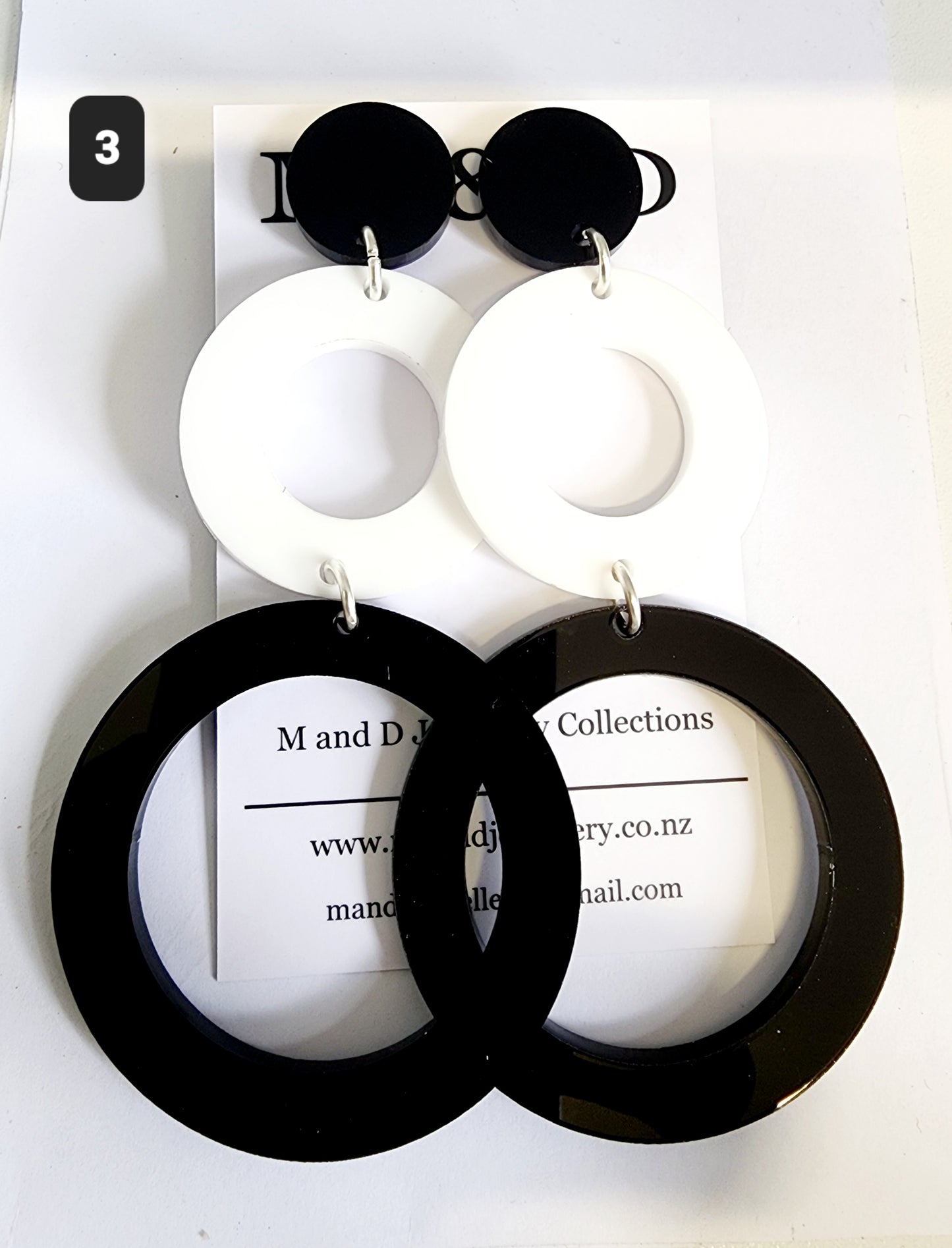 Black White Long Circle Trail Stud Dangles Earrings