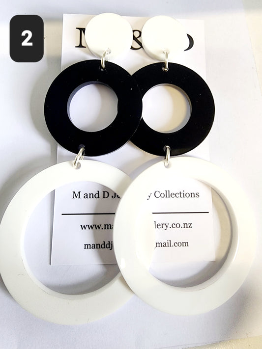 Black White Long Circle Trail Stud Dangles Earrings