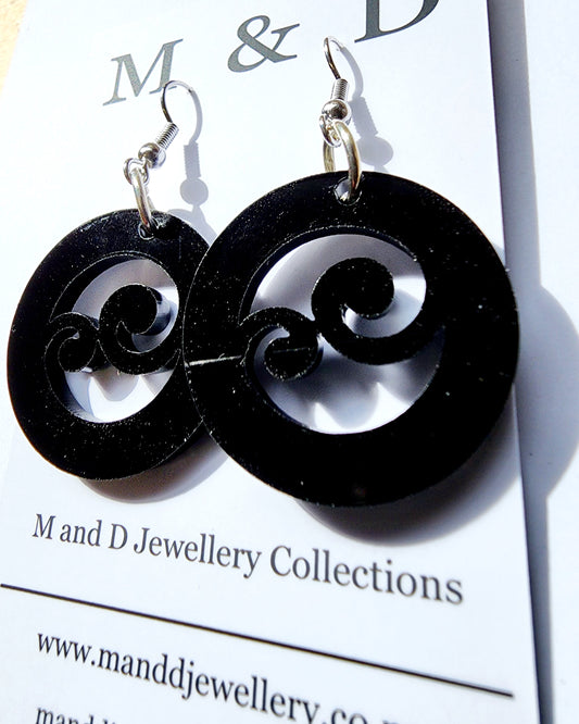 Fronds Circle Dangle Earrings