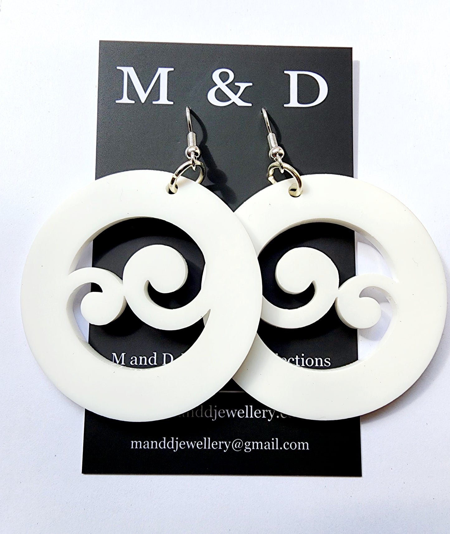 Fronds Circle Dangle Earrings