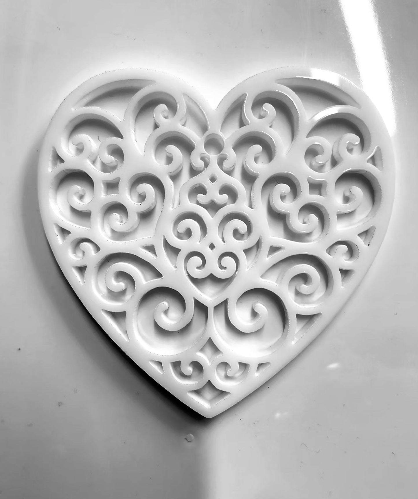 Wall Art Filigree Heart