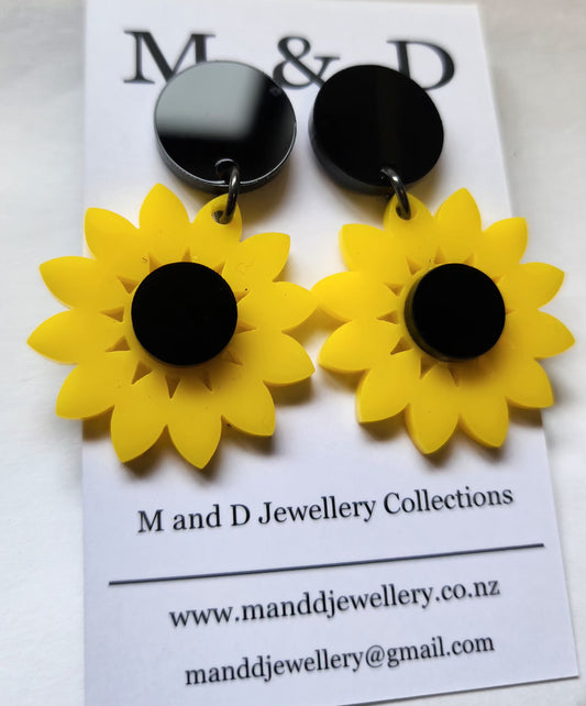 Sunflower Solid little Stud Dangles Earrings