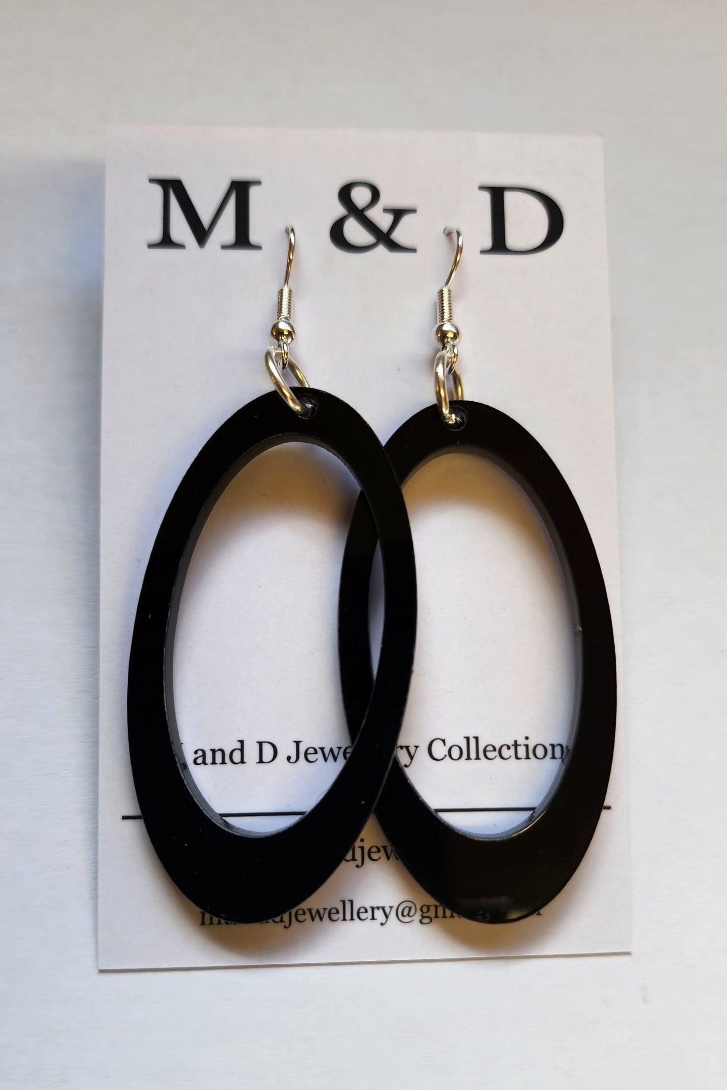 Oval Skinny Dangle Earrings