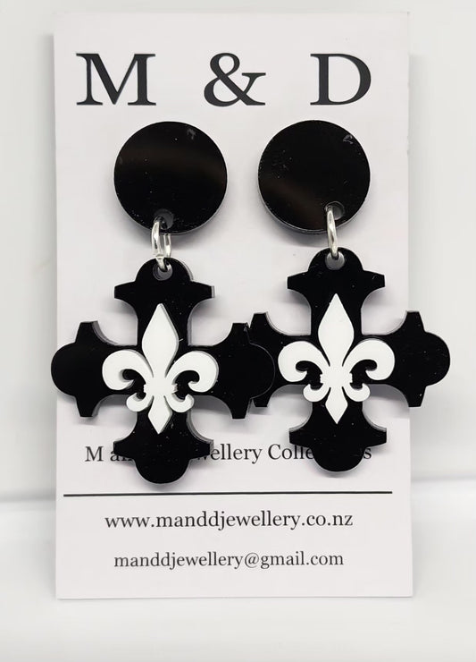 Botonee Cross with Fleur Layer little Stud Dangles
