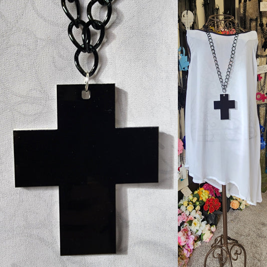 Chained Chunky Short Cross Statement Necklace