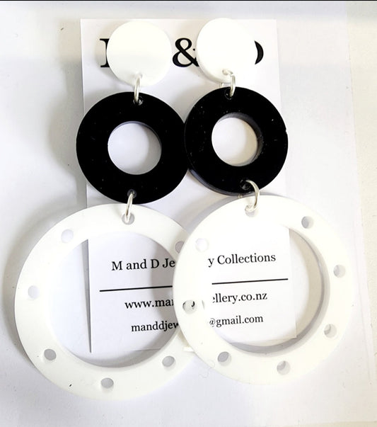 Circle Trail Stud Dangle Earrings