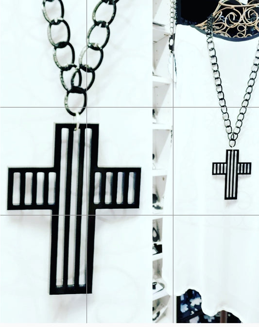 Chained 6mm Hollow Striped Cross