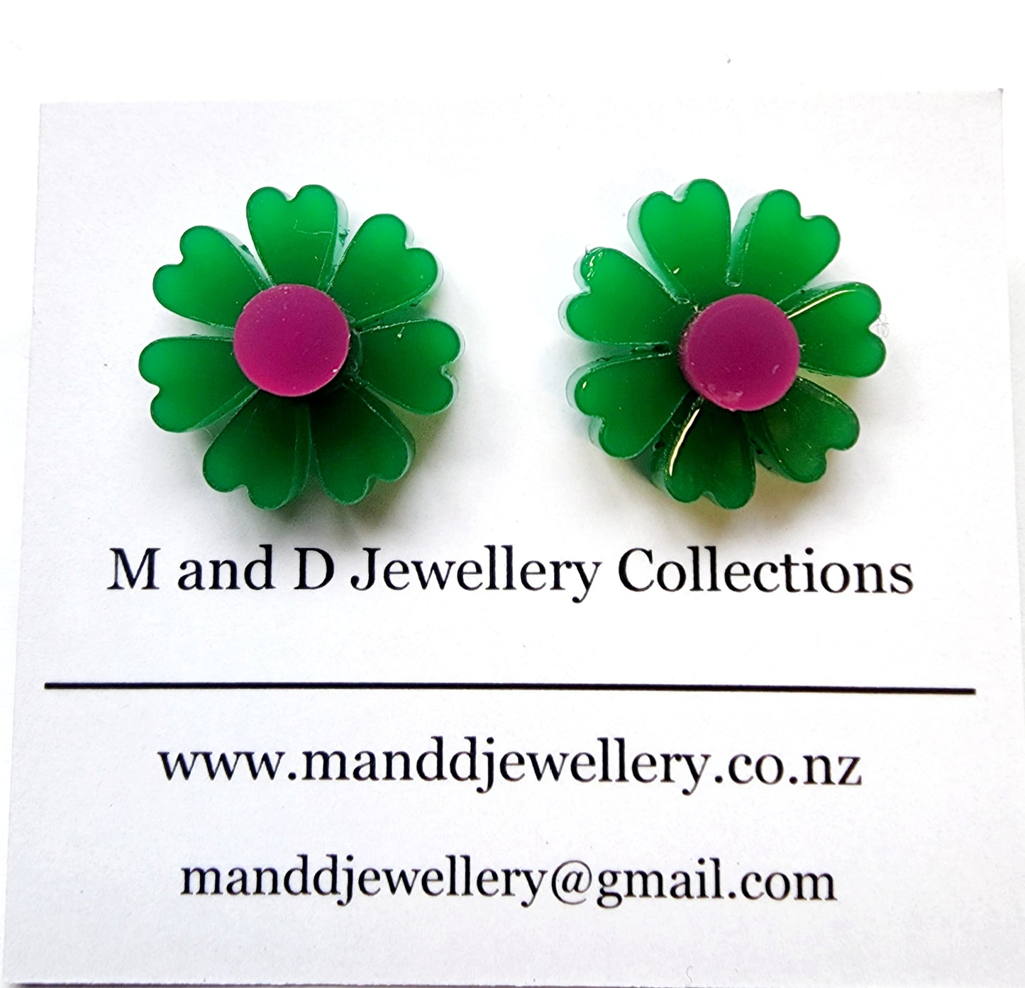 Daisy Studs