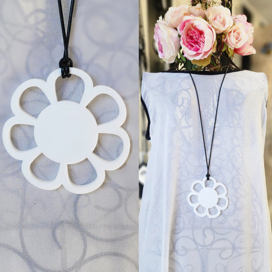 Daisy Loop Statement Necklace