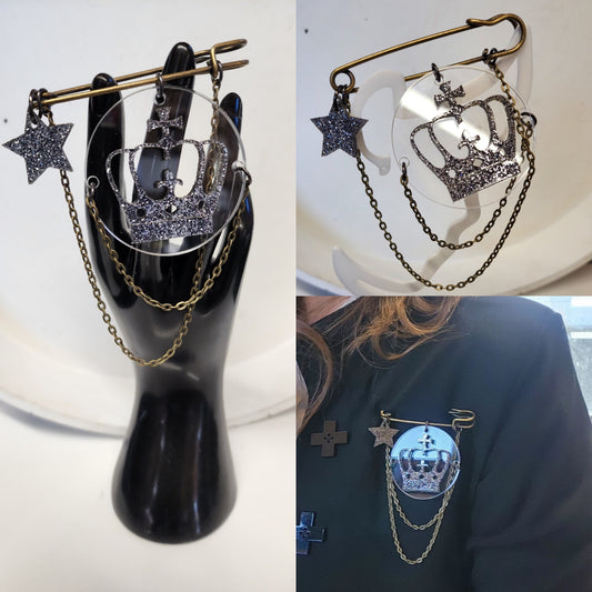 Kilt Pin Brooch with Crown Layer and chain detail
