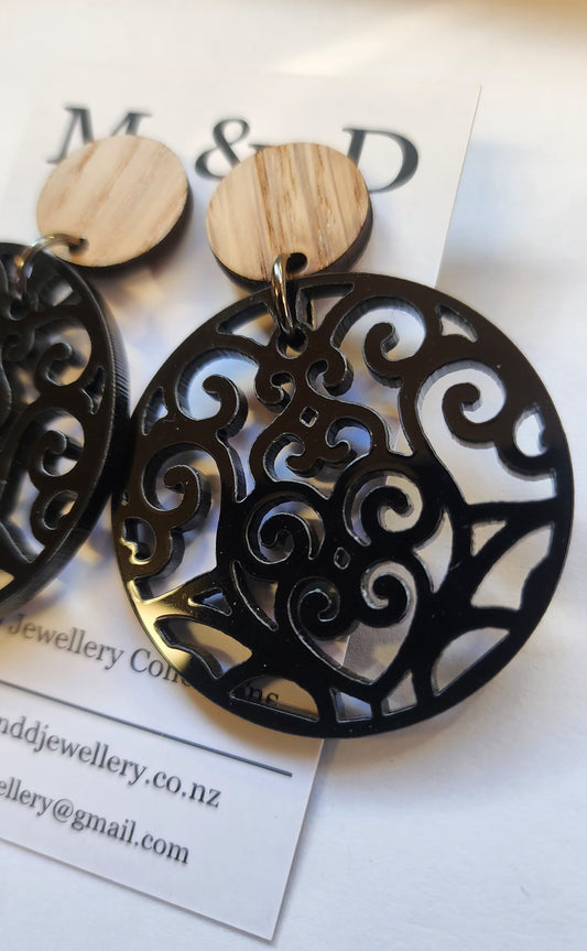 Filigree Disc Stud Dangles