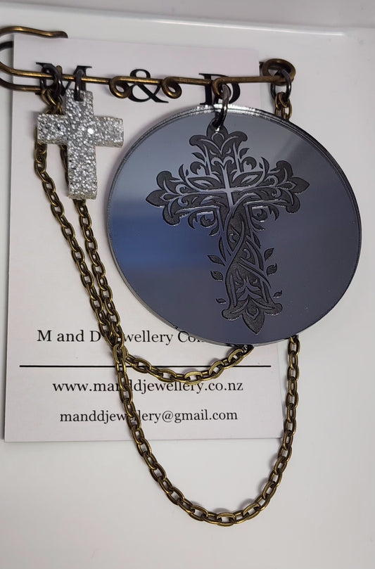Kilt Pin Cross Engraved Mirror Brooch with chain and charm detail