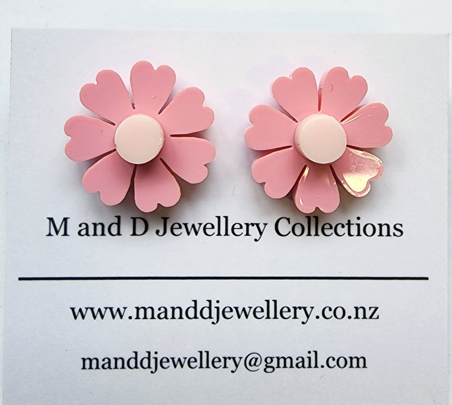 Daisy Studs