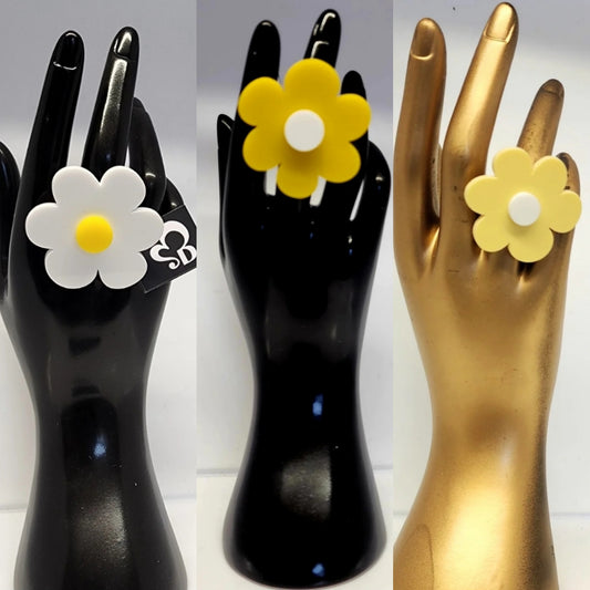 Flora Daffodil Ring