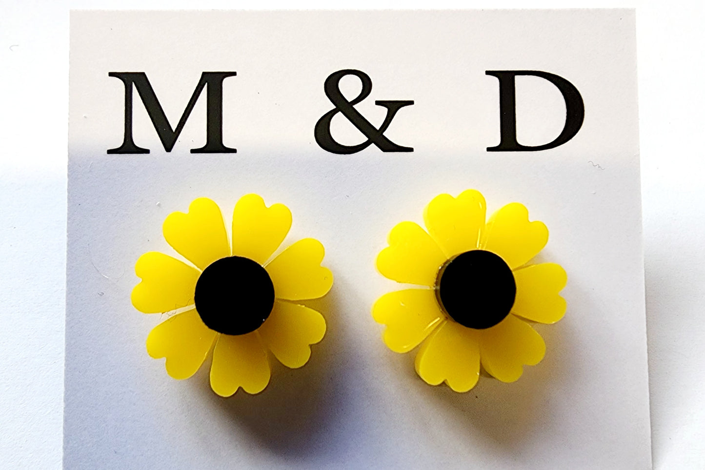 Daisy Studs