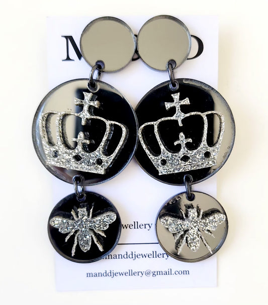 Queen Bee on Disc Stud Dangles Earrings