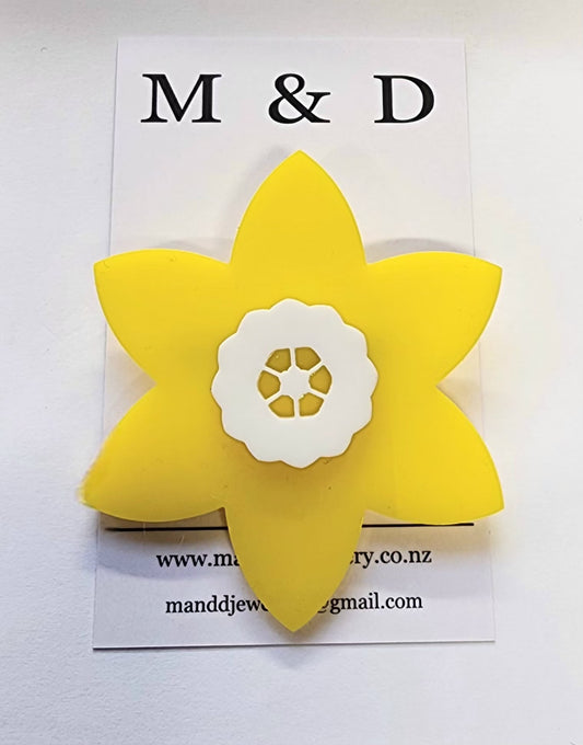 Daffodil Brooch