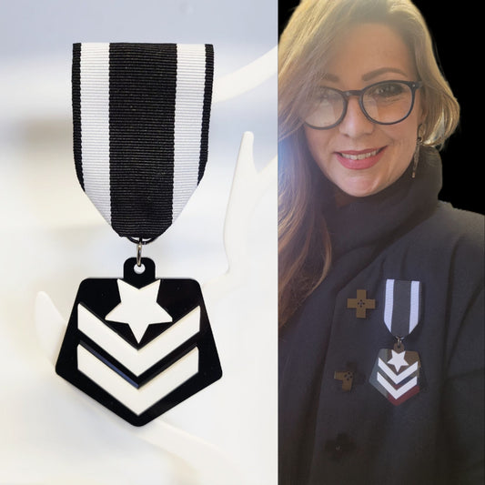 Ribbon Brooch Black with White Chevron and Star