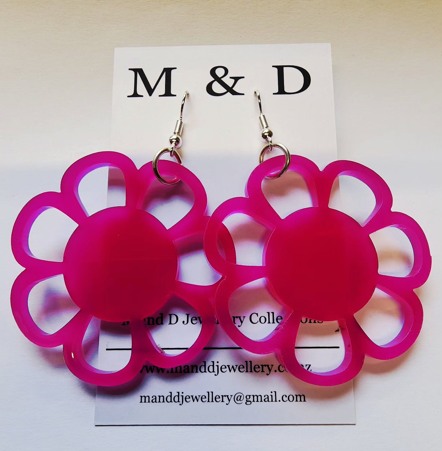 Daisy Loop Earrings Dangles