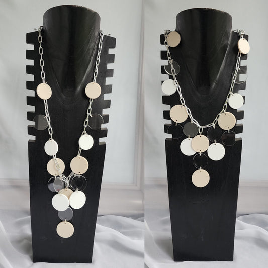 Fluttery Chained V Shaped Necklace