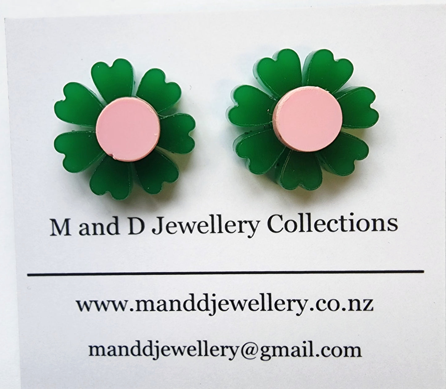 Daisy Studs