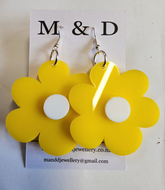 Flora Daffodil Dangles Earrings