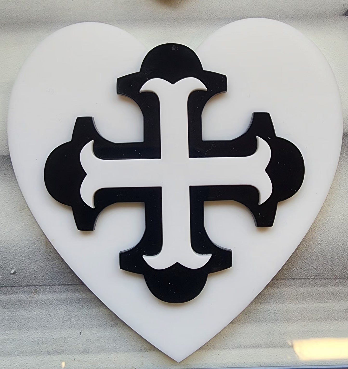 Wall Heart Botonee Cross