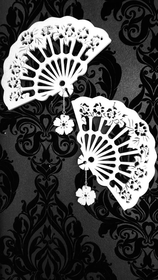 Ornamental Floral Fan Wall Art