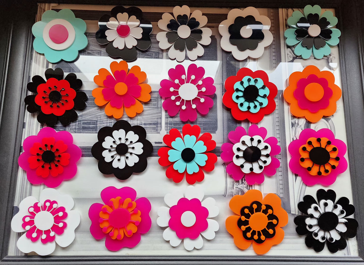 Corsage Brooch Dahlia Dottie