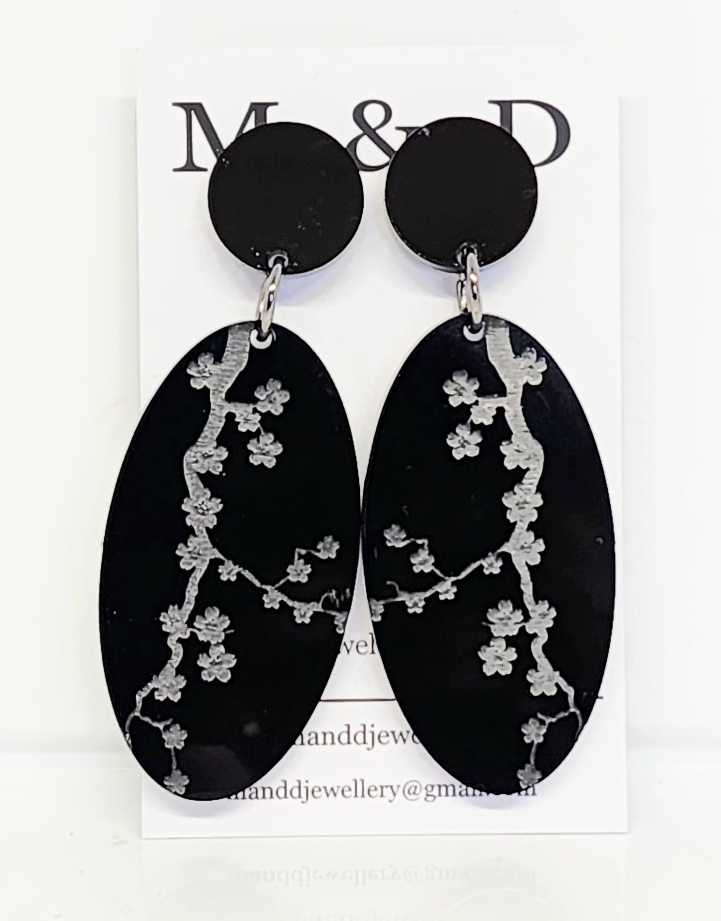 Oval Engraved Blossom Branch